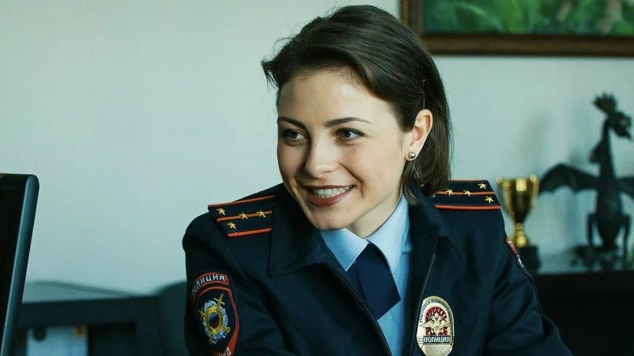 Марина солнцева условный мент актриса фото Условный мент-3". Трейлер № 2 - трейлер - Кино-Театр.Ру