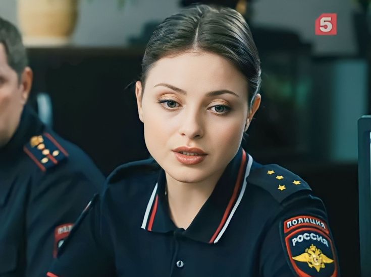 Марина солнцева условный мент актриса фото Арина Гордеева Условный мент