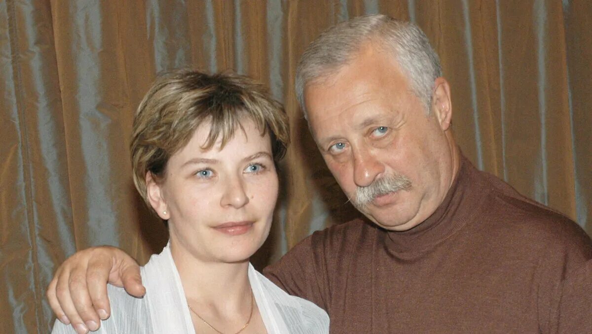Марина видова жена якубовича фото Какую профессию выбрал Артём Антонов - сын Леонида Якубовича, какие у него отнош