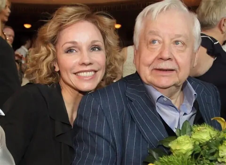 Марина зудина и олег табаков фото Марина Зудина рассказала, как начинался ее роман с Олегом Табаковым STARHIT