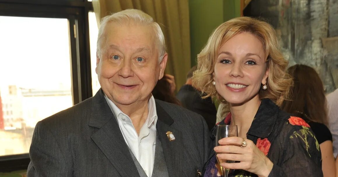 Марина зудина и олег табаков фото Марина Зудина: "Всю жизнь была сосредоточена на муже, растворена в нем" STARHIT
