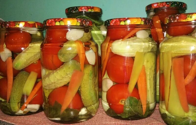 Маринады на зиму рецепты с фото Маринованные огурцы с помидорами. Вкуснейшее ассорти на зиму Радость бытия - Жиз