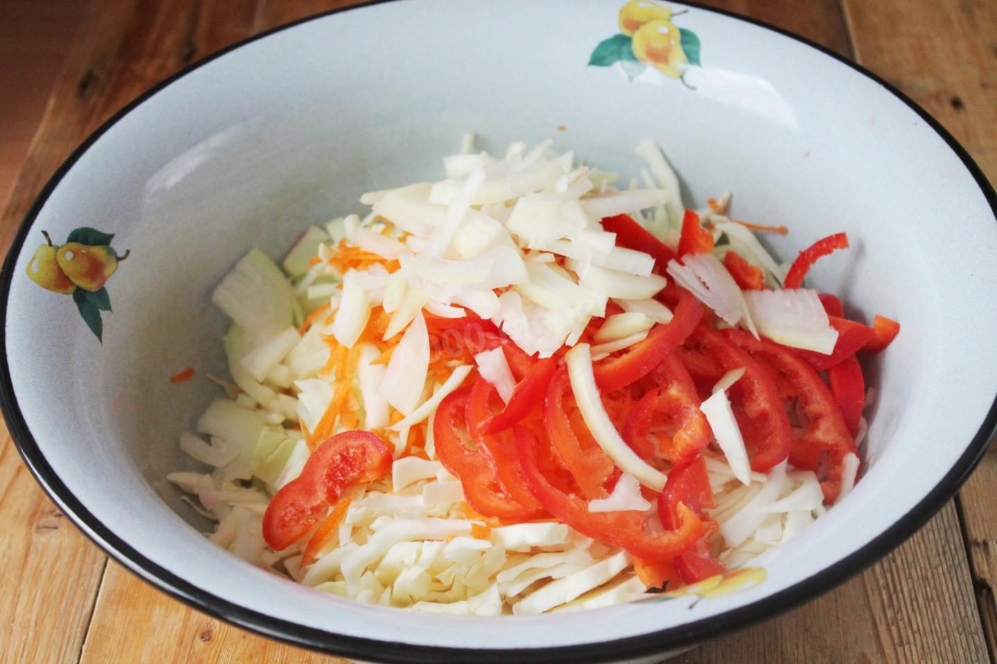 Маринованная капуста пальчики оближешь рецепт с фото Салат из капусты и моркови Пальчики оближешь на зиму рецепт с фото пошагово - 10