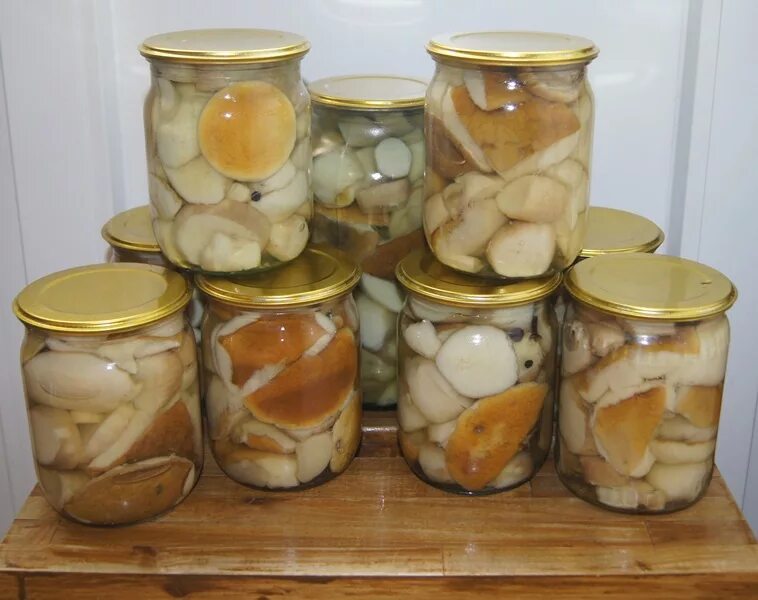 Маринованные грибы фото банка Где купить вкусные соленые огурцы?