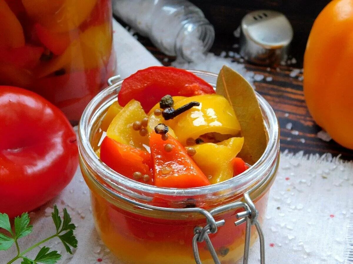 Маринованный болгарский перец рецепты фото Маринованный перец с маслом рецепт