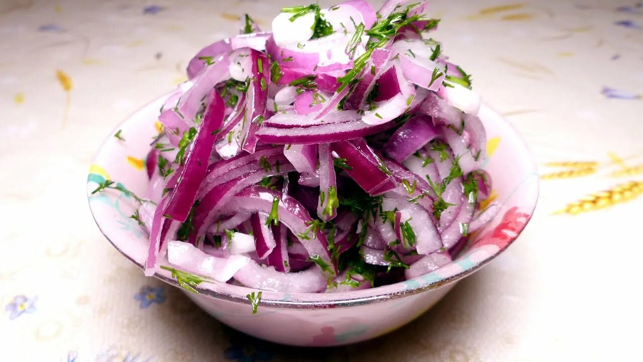 Маринованный лук фото Быстро, просто и вкусно! Отличная закуска - маринованный лук, красный маринованн