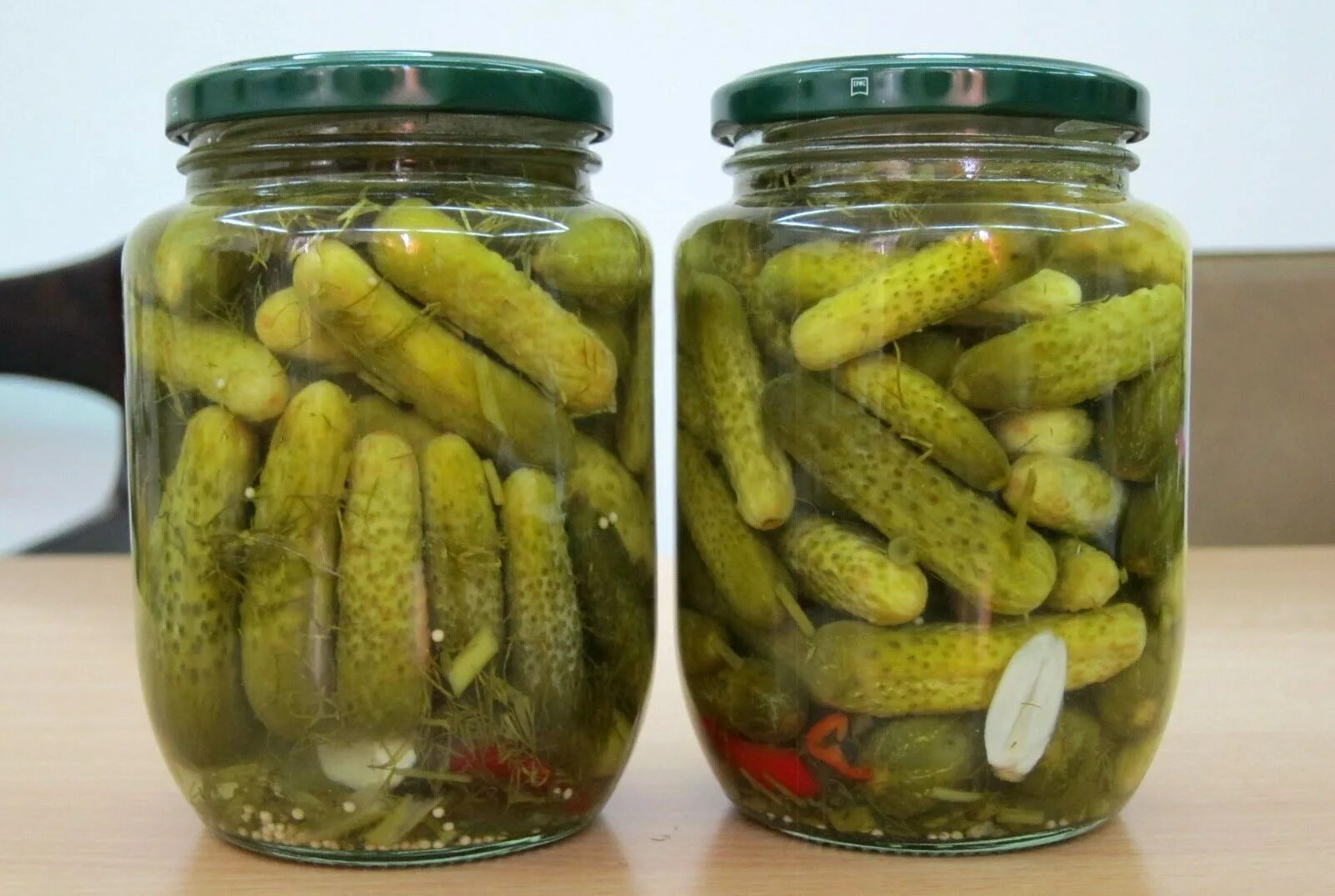 Маринуем огурцы фото Картинки ЛУЧШЕЕ МАРИНОВАНИЕ ОГУРЦОВ