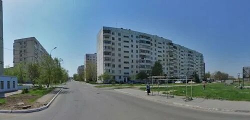 Мариоль ул владимира невского 7 фото Панорама: Киевская улица, остановка общественного транспорта, Мариуполь, Киевска