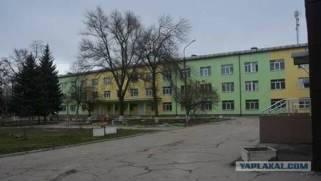 Мариуполь больница фото Обнаружили девушку, которую фотографы засняли на развалинах роддома в Мариуполе.