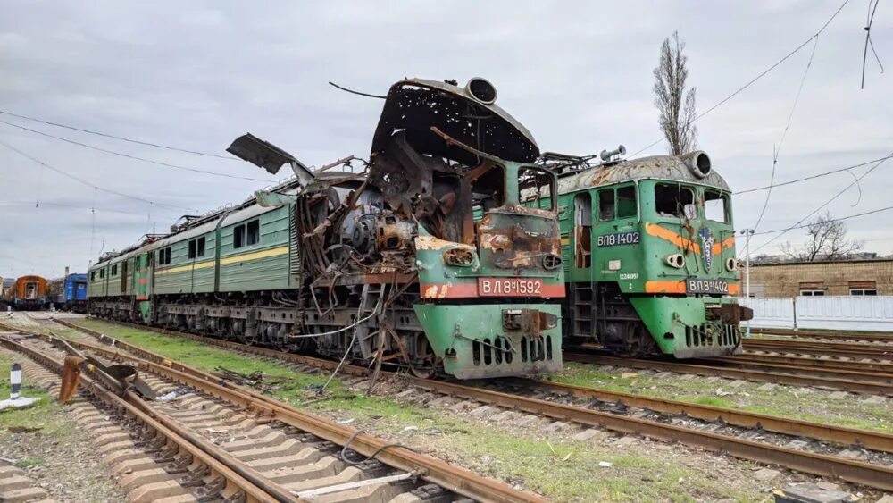 Мариуполь фото вокзала War in Ukraine sees massive rail destruction, passenger trains reinstated, armor