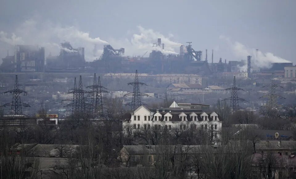 Мариуполь фото завода Ukraine invasion: What to know as Russian forces target Kyiv