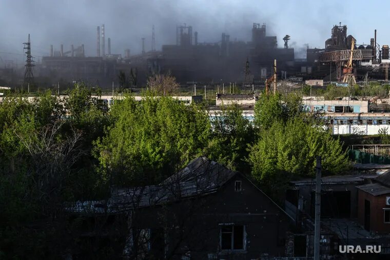 Мариуполь фото завода С "Азовстали" вышли 1800 украинских националистов