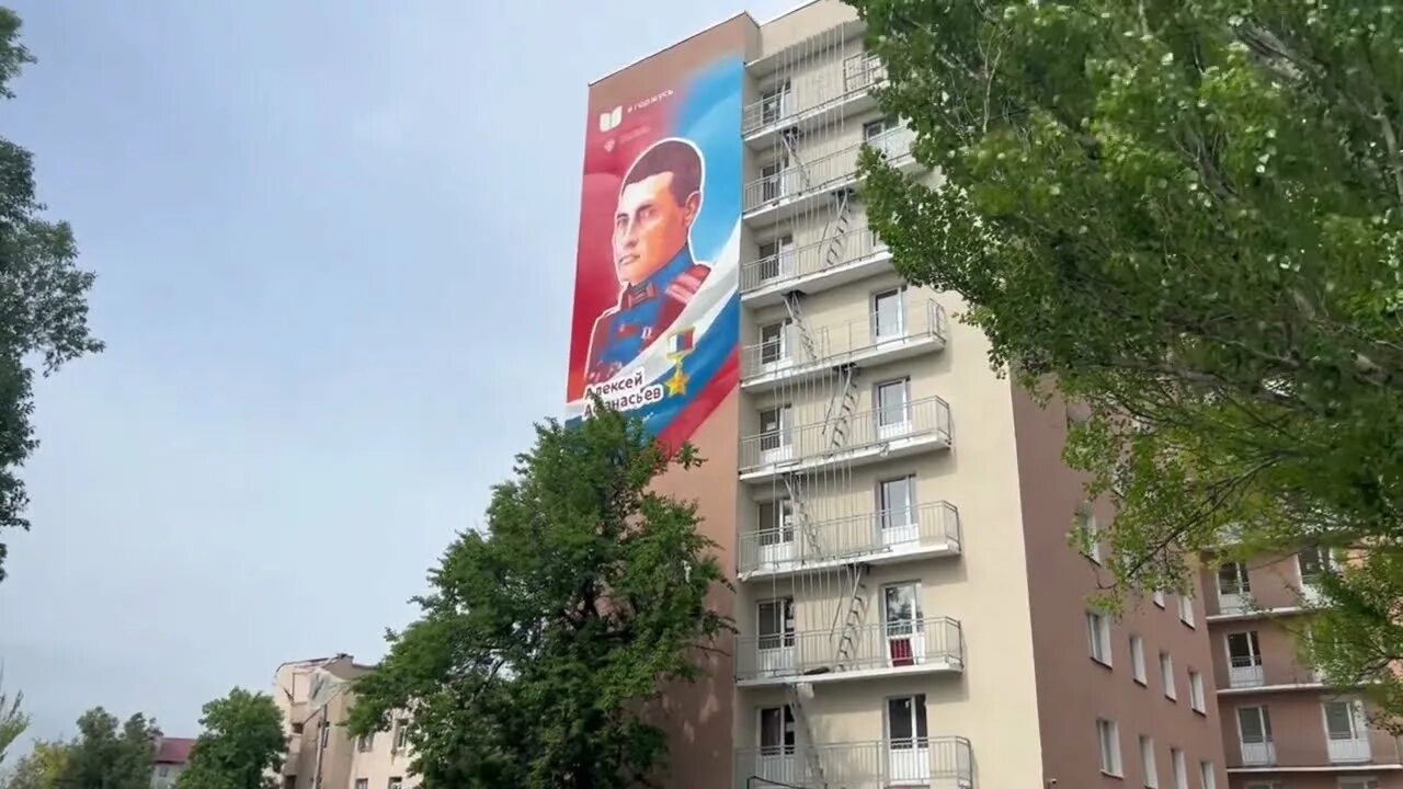 Мариуполь сегодня фото города 2024 Восстановление домов и демонтаж по пр. Строителей. Мариуполь, май 2024 - YouTube