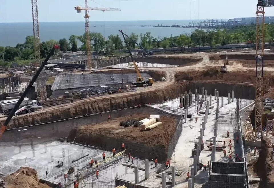 Мариуполь сегодня фото города 2024 Нахимовское училище в Мариуполе сдадут к 1 сентября 2024 года - KP.RU