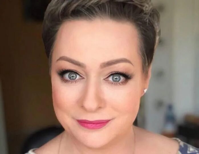 Мария аронова стрижка фото Как может выглядеть женщина в 50 лет? Смотрим на примере изменения имиджа Марии 