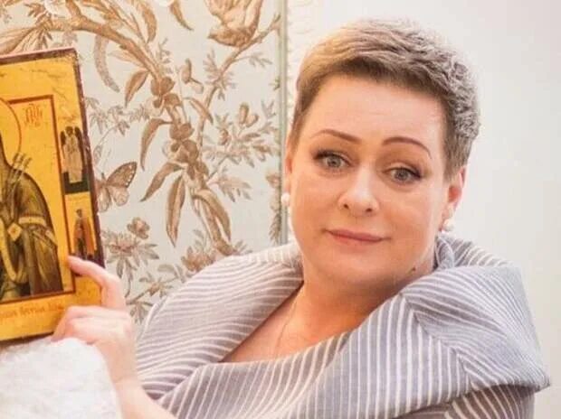 Мария аронова стрижка фото Мария Аронова и Нонна Гришаева поссорились в эфире телешоу - Обсуждение статьи