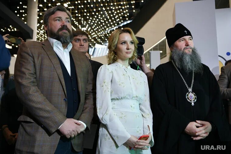 Мария львова белова и малафеев свадьба фото Уполномоченный по правам ребенка в РФ Львова-Белова приехала в Челябинск УРА.РУ 