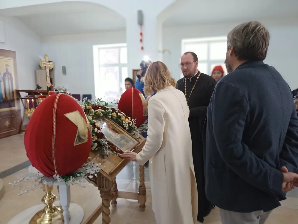 Мария львова белова и малафеев свадьба фото Мария Львова-Белова показала Константину Малофееву арт-поместье "Новые берега" Р