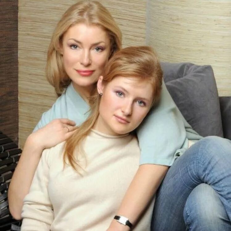 Мария шукшина личная жизнь дети фото Мария Шукшина заявила, что её дочь получила 2 миллиона за участие в "Пусть говор