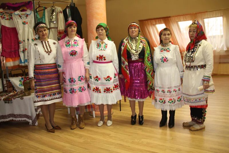 Марийский национальный костюм женский фото Марийские костюмы женские: найдено 89 изображений