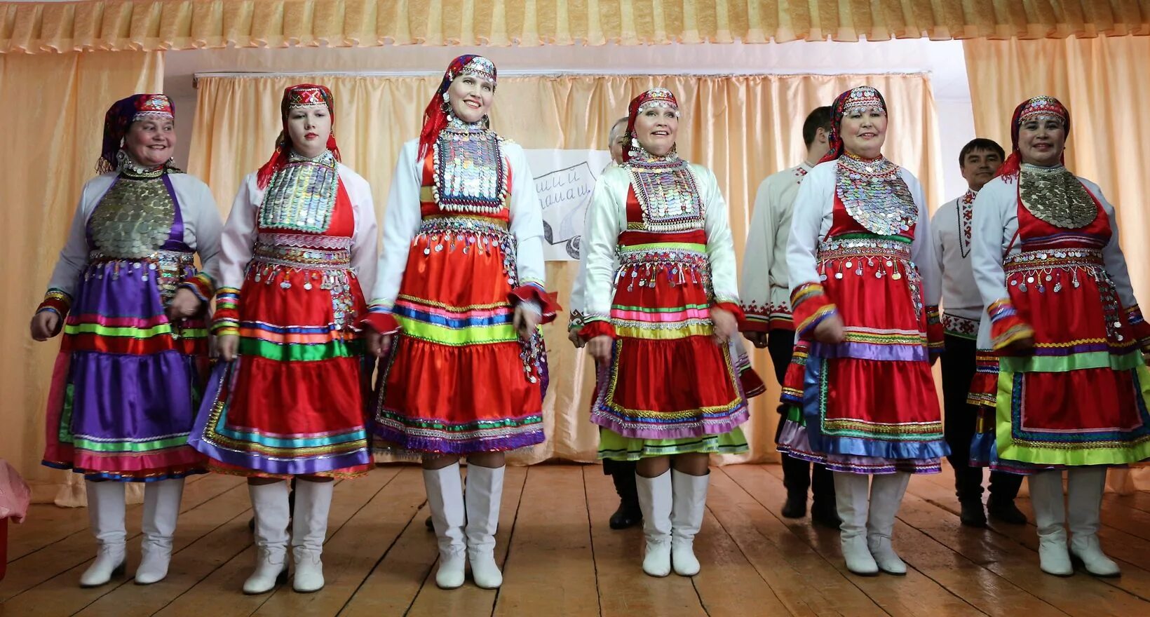 Марийский национальный костюм женский фото ВМузей - Купить онлайн билет на событие "Национальный марийский костюм"