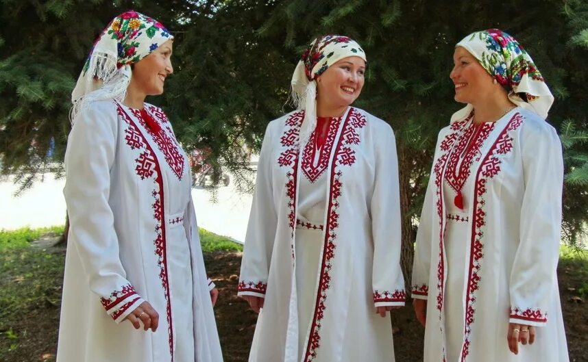 Марийский национальный костюм женский фото Фестиваль национального костюма "Кугечылан у тувыр" состоится в Йошкар-Оле - РОО