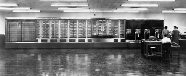 Марк 1 фото Grace Hopper's compiler: Computing's hidden hero Computer science, Grace hopper,