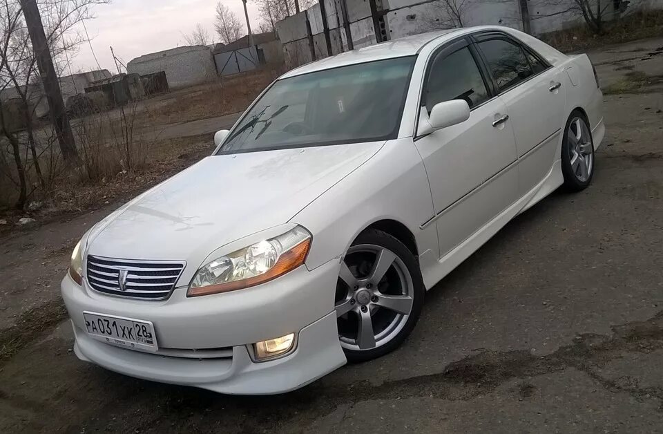 Марк 2 гранд фото Губа + реснички - Toyota Mark II (110), 2,5 л, 2002 года стайлинг DRIVE2