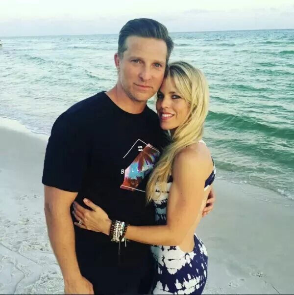 Марк бартон и его жена анастасия фото Pin by Donna Chaitovitz on Soap star Steve burton, Celebrities, Steve