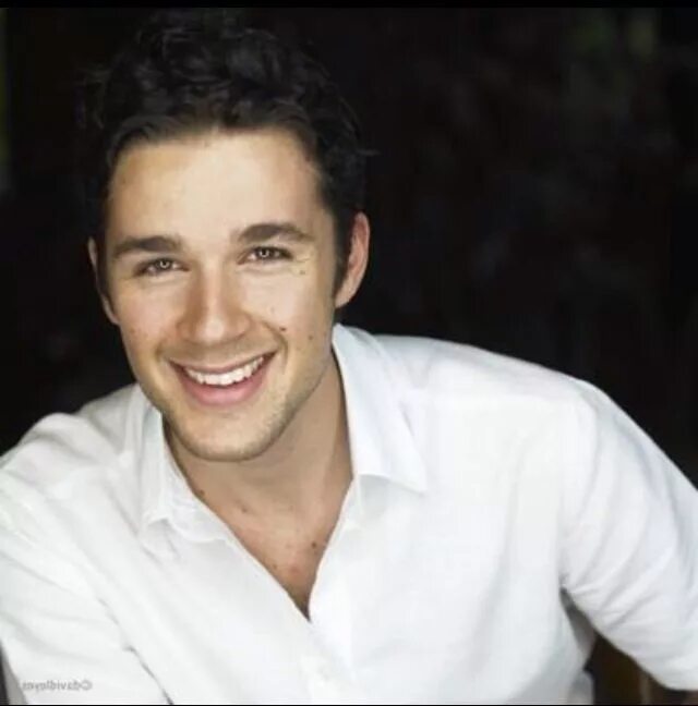 Марк биография фото Marc Bendavid Marc bendavid, Hallmark movies, Christmas movies