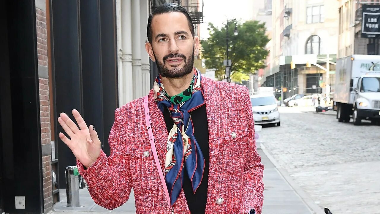 Марк джейкобс фото Marc Jacobs Launches a Short Film About His Life During Lockdown Vogue