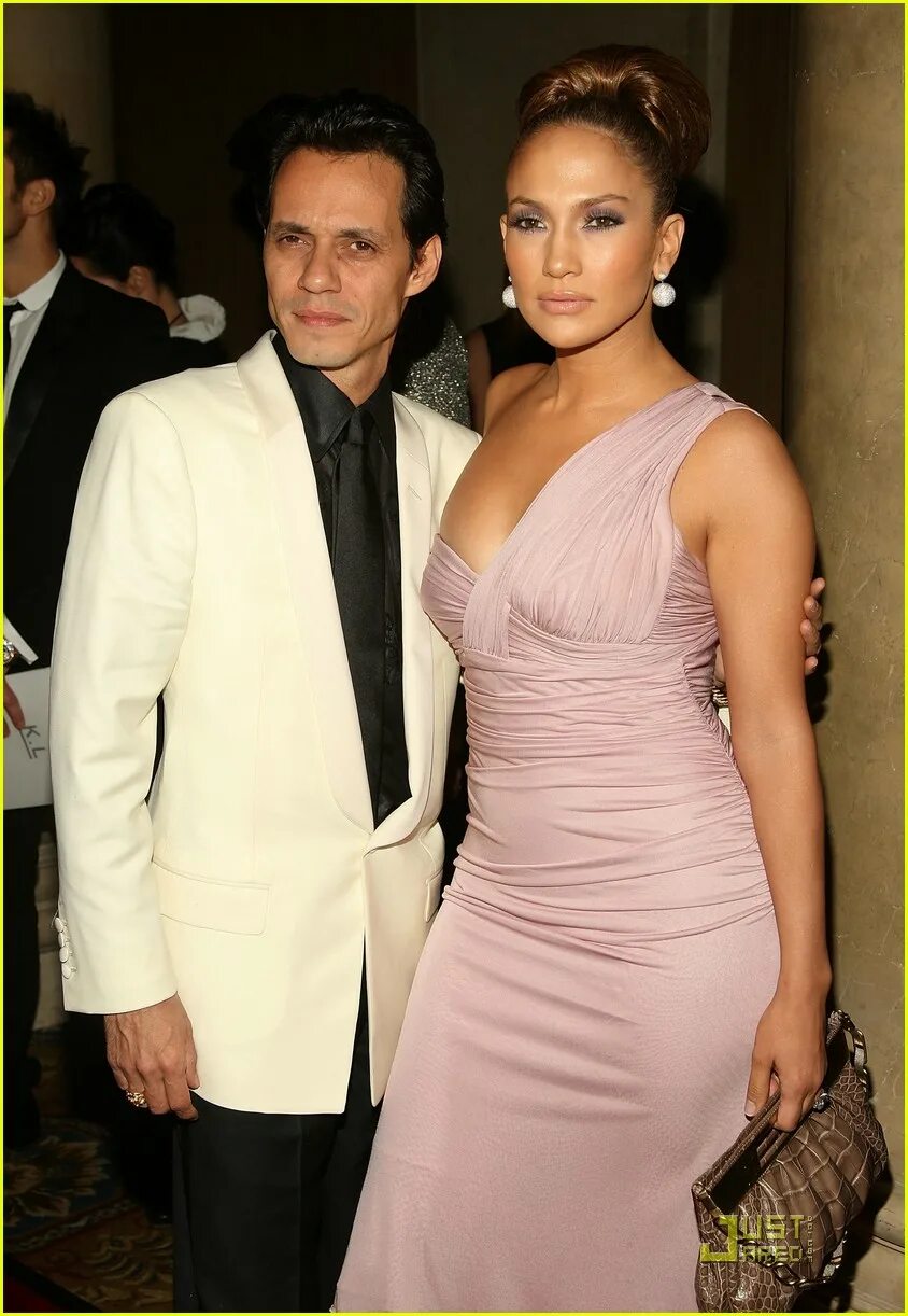 Марк энтони и дженнифер лопес фото Jennifer Lopez Gets Fashion Fierce: Photo 1502801 Jennifer Lopez Pictures Just J