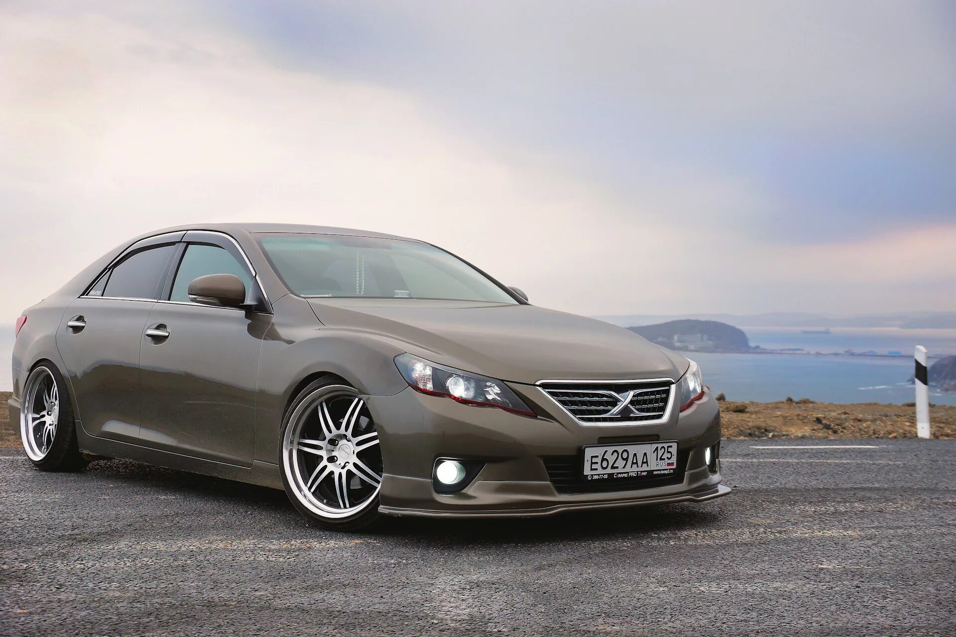 Марк х фото Фото на новых Work Varianza - Toyota Mark X (GRX130), 2,5 л, 2010 года фотографи