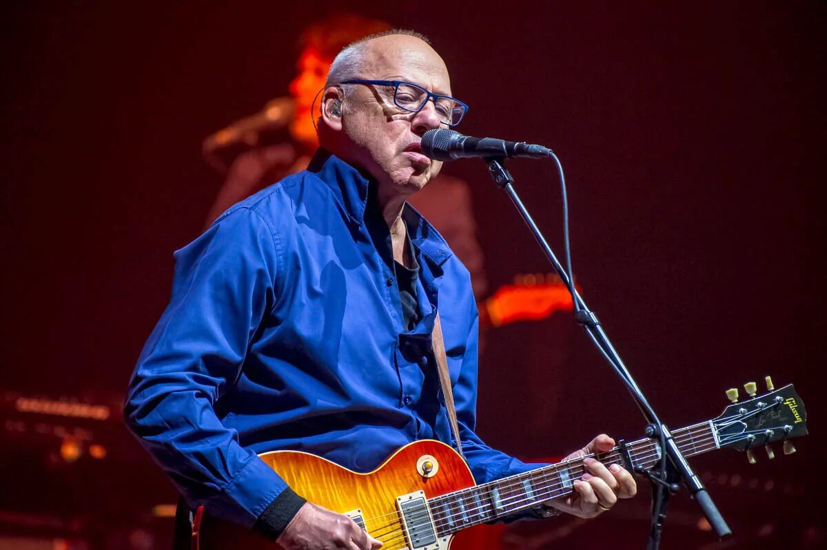 Марк кнопфлер фото kendur kamus Sayap mark knopfler 2020 tour dates Dididik dengan baik kedatangan 