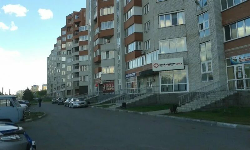 Марк просп комарова 12 фото Панорама: 1001 Дверь, двери, просп. Комарова, 9/1, Омск - Яндекс Карты