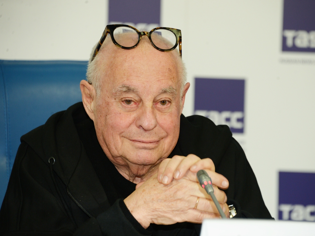 Марк розовский фото Стало известно, почему режиссер Марк Розовский потерял сознание в день рождения 