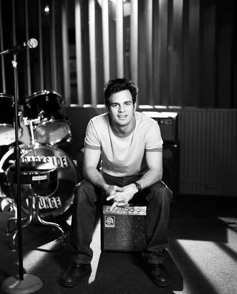 Марк руффало в молодости фото Inspiration Boys Mark ruffalo, Marvel actors, Science bros