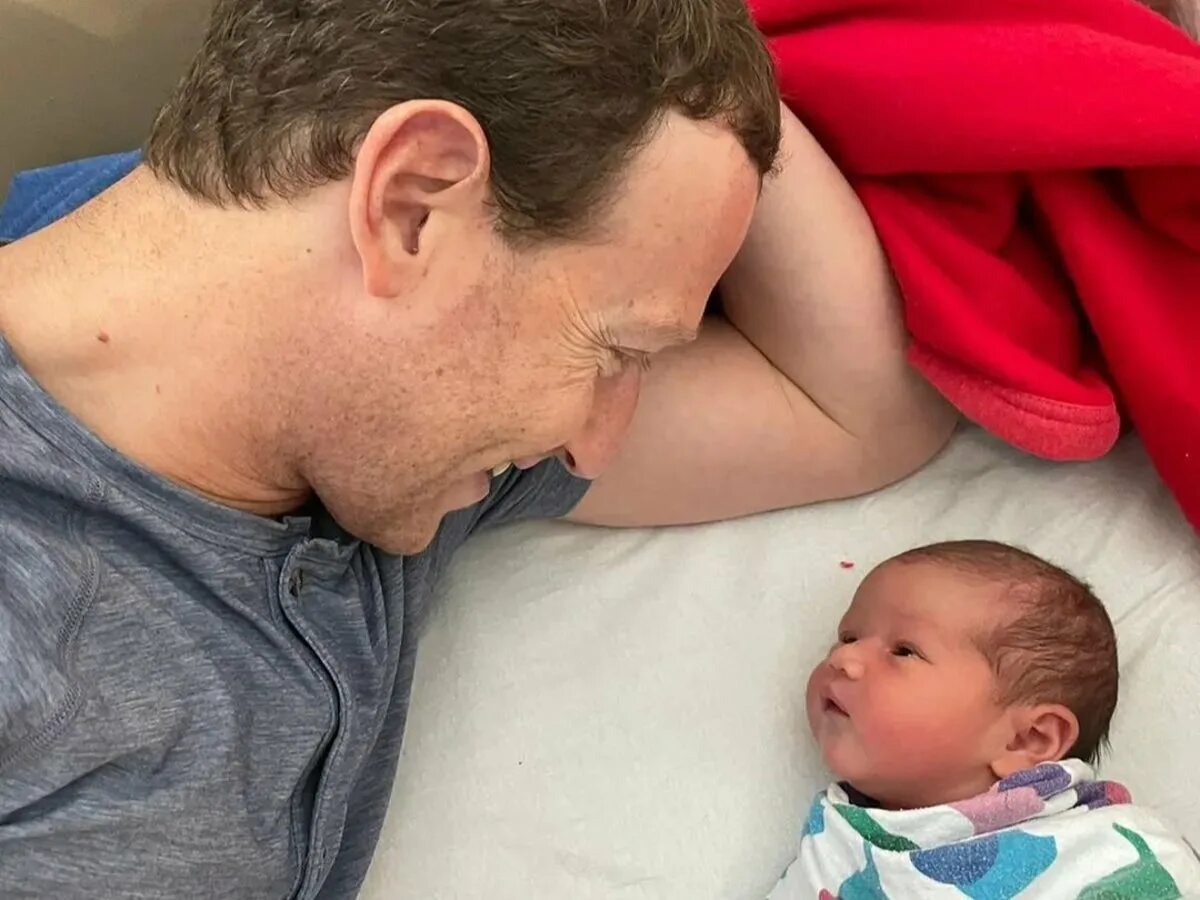 Марк цукерберг дети фото Mark Zuckerberg welcomes third daughter with wife Priscilla Chan
