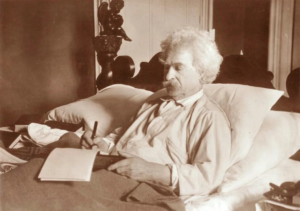 Марк твен фото писателя Mark Twain’s Autobiography Is Flying Off the Shelves - The New York Times