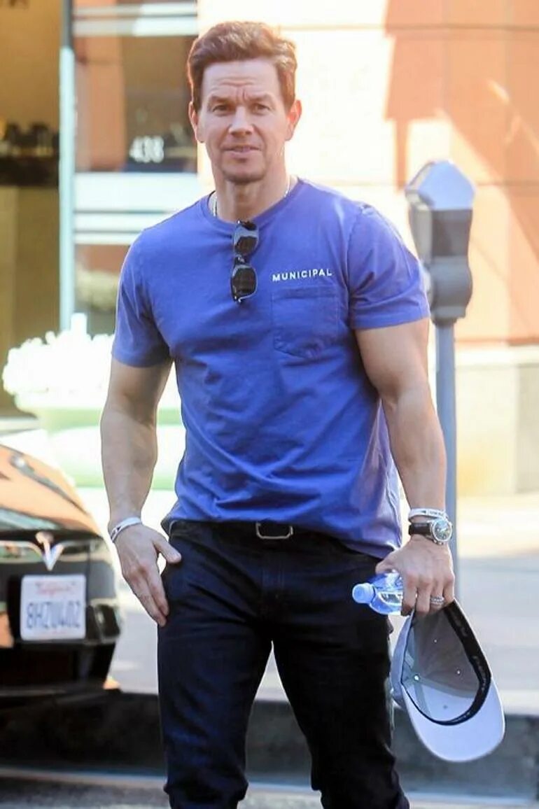 Марк уолберг фото Mark Wahlberg kaslarıyla gençleri kıskandırırdı: İşte son hali! - Son Dakika Mag