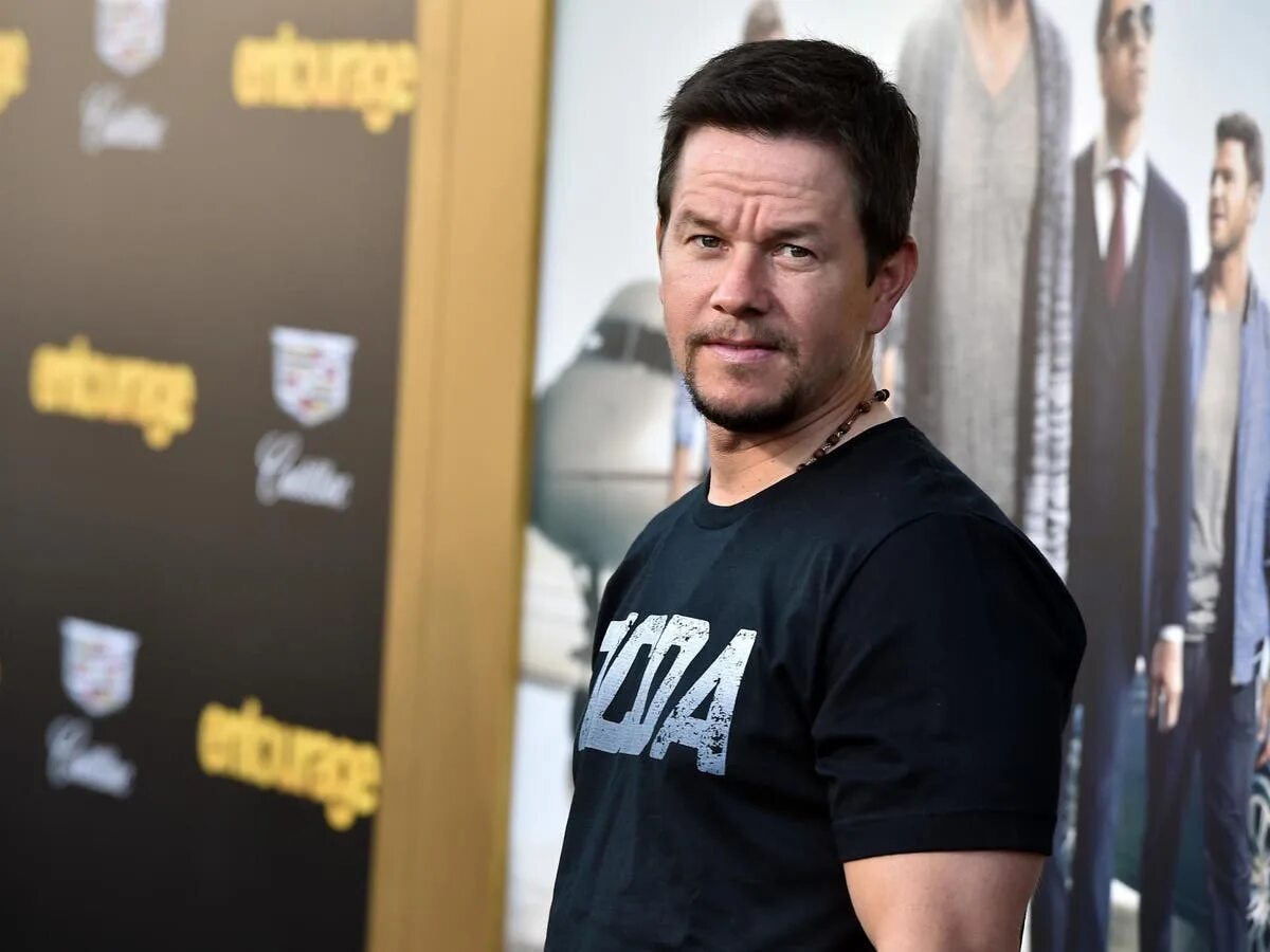 Марк уолберг фото Mark Wahlberg reveals he is 'allergic to everything' after taking intensive test