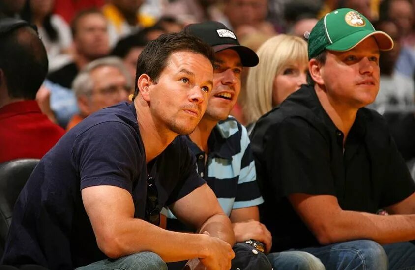 Марк уолберг мэтт дэймон фото "Sit down and Shut the F*** up!": When Lakers Coach Phil Jackson Slammed Matt Da