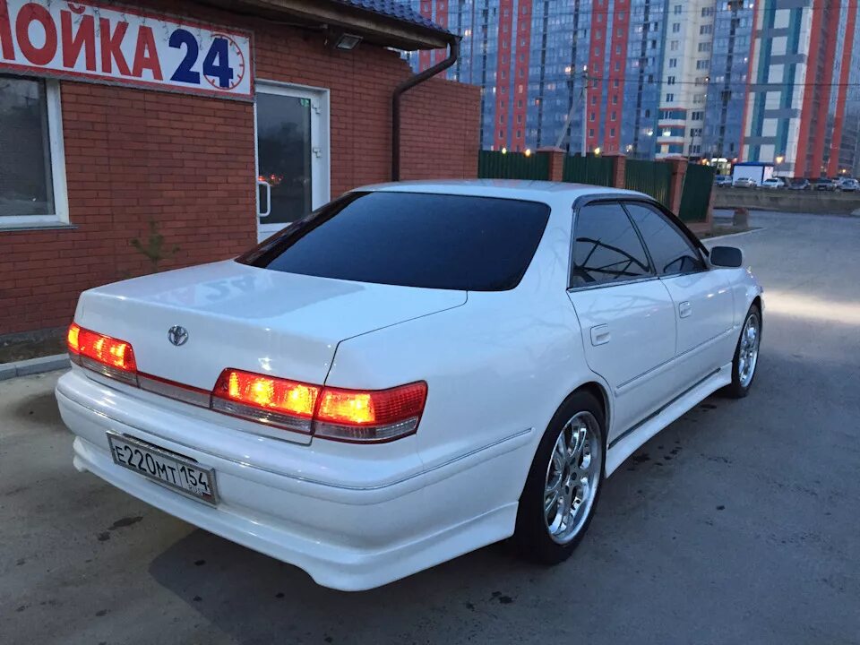 Марк внутри фото Slim спойлер - Toyota Mark II (100), 2,5 л, 1998 года тюнинг DRIVE2