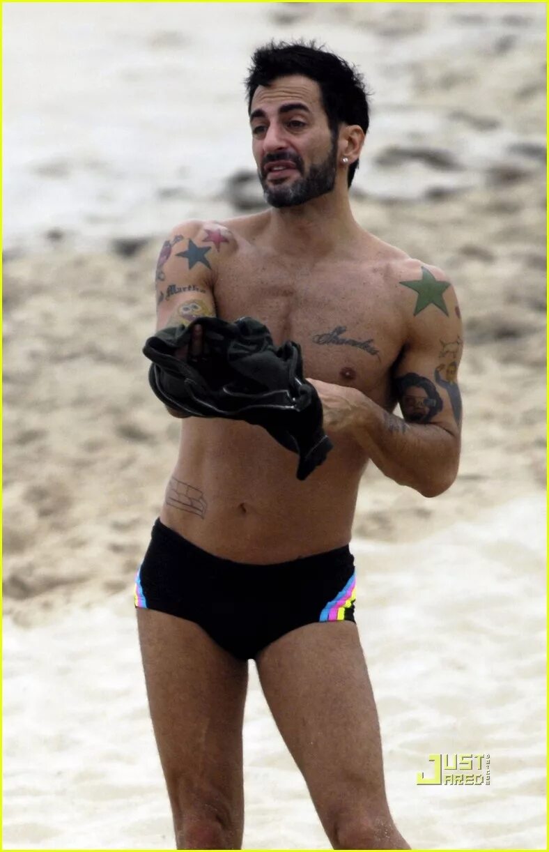 Марк якобс фото Marc Jacobs: Shirtless Christmas Eve with Lorenzo!: Photo 2404011 Lorenzo Marton
