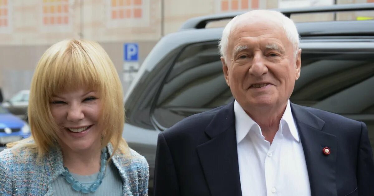 Марк захаров дочь александра фото Александра Захарова удивительно похожа на маму - уверены поклонники