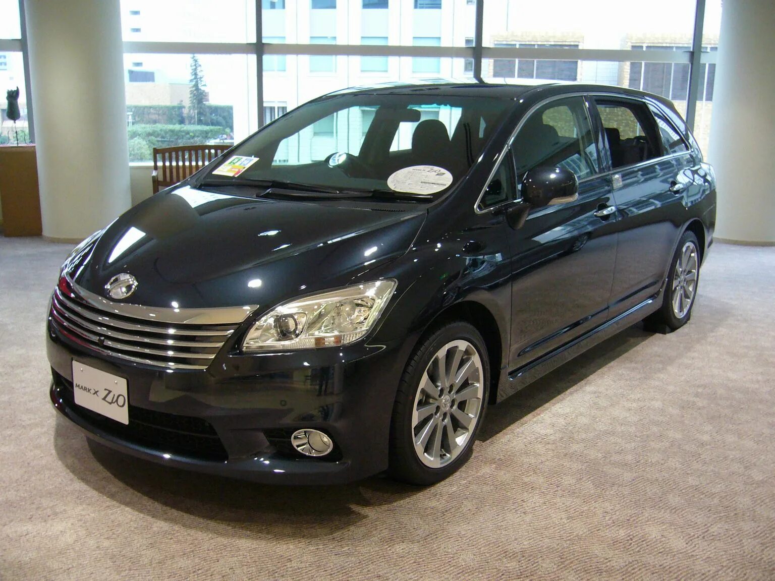 Марк зио фото File:TOYOTA MARK X Zio AERIAL 2011 01.jpg - Wikipedia