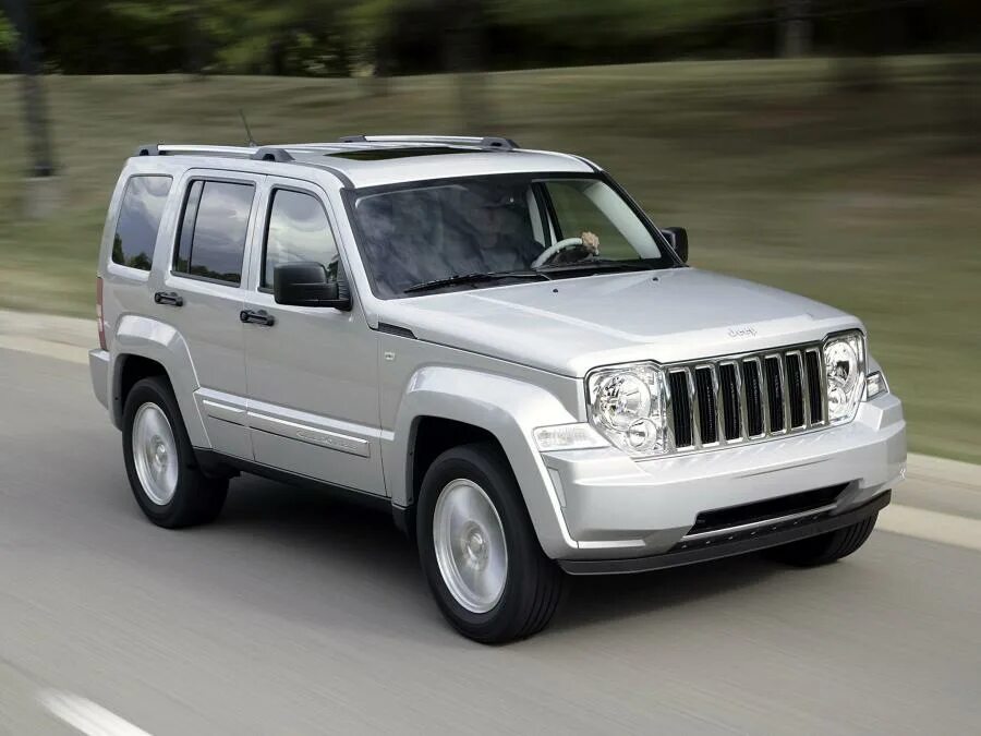 Марка авто джип фото Jeep Cherokee Limited CRD 2007 года выпуска. Фото 10. VERcity