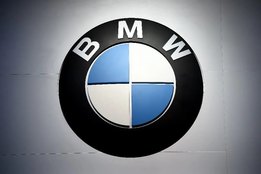 Марка бмв фото S. Korea police raid BMW office over car fires