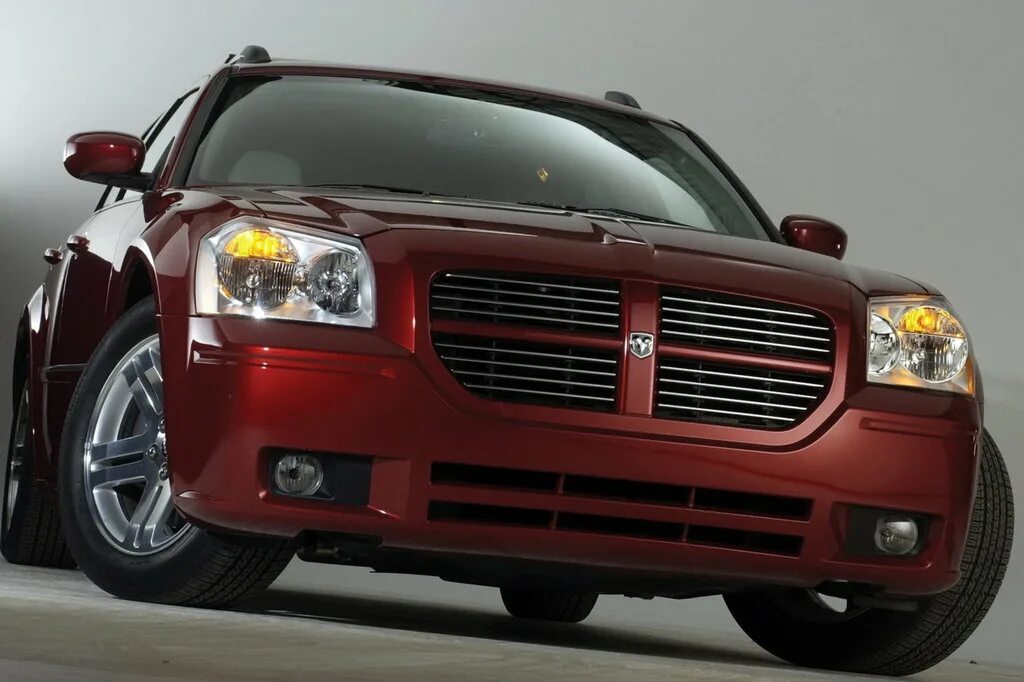 Марка додж фото Dodge Magnum 2004, 2005, 2006, 2007, 2008, универсал, 2 поколение технические ха