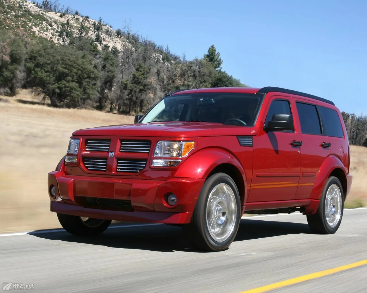 Марка додж фото Dodge Nitro Bilder - Kfz.net